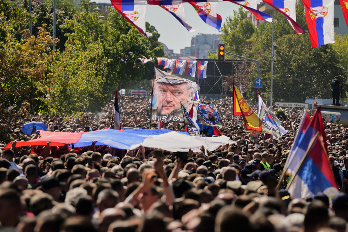 Bosnia: Sarajevo withdraws embassy staff from Belgrade after Mladic’s funeral
