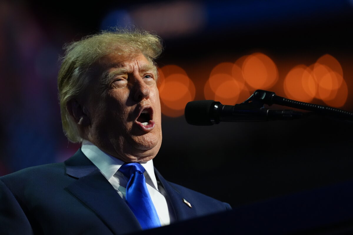 Trump: “Convention a huge success, beating NFL viewing figures”