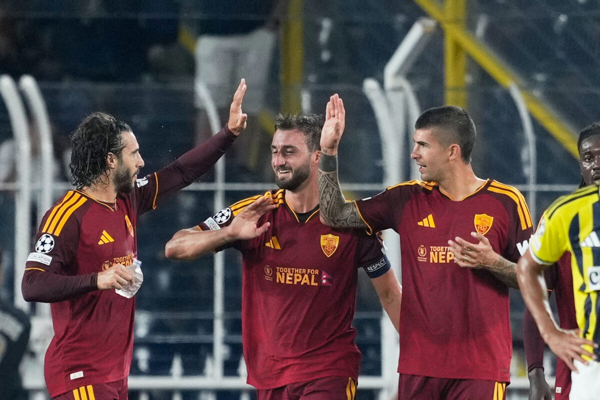 Champions League: Fenerbahçe v Roma 1–1 Champions League: Fenerbahçe v Roma 1–1