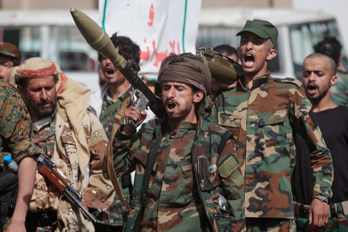 Yemen: media reports, Houthis deny contact with the US Yemen: media reports, Houthis deny contact with the US