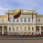 Lithuania: Kremlin warns: “Deployment of nuclear weapons would make it a target”