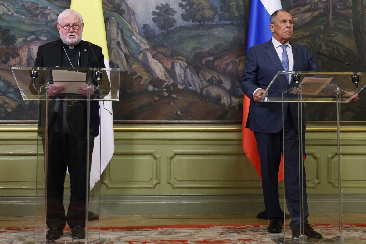 Vatican, Monsignor Gallagher: “States should renounce nuclear weapons” Vatican, Monsignor Gallagher: “States should renounce nuclear weapons”
