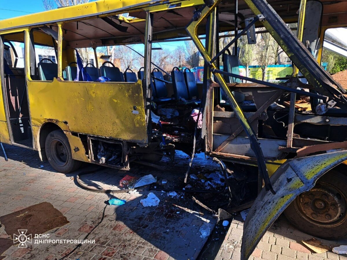 Ukraine: Kyiv, 5 dead in Russian attack on bus in Nikopol
