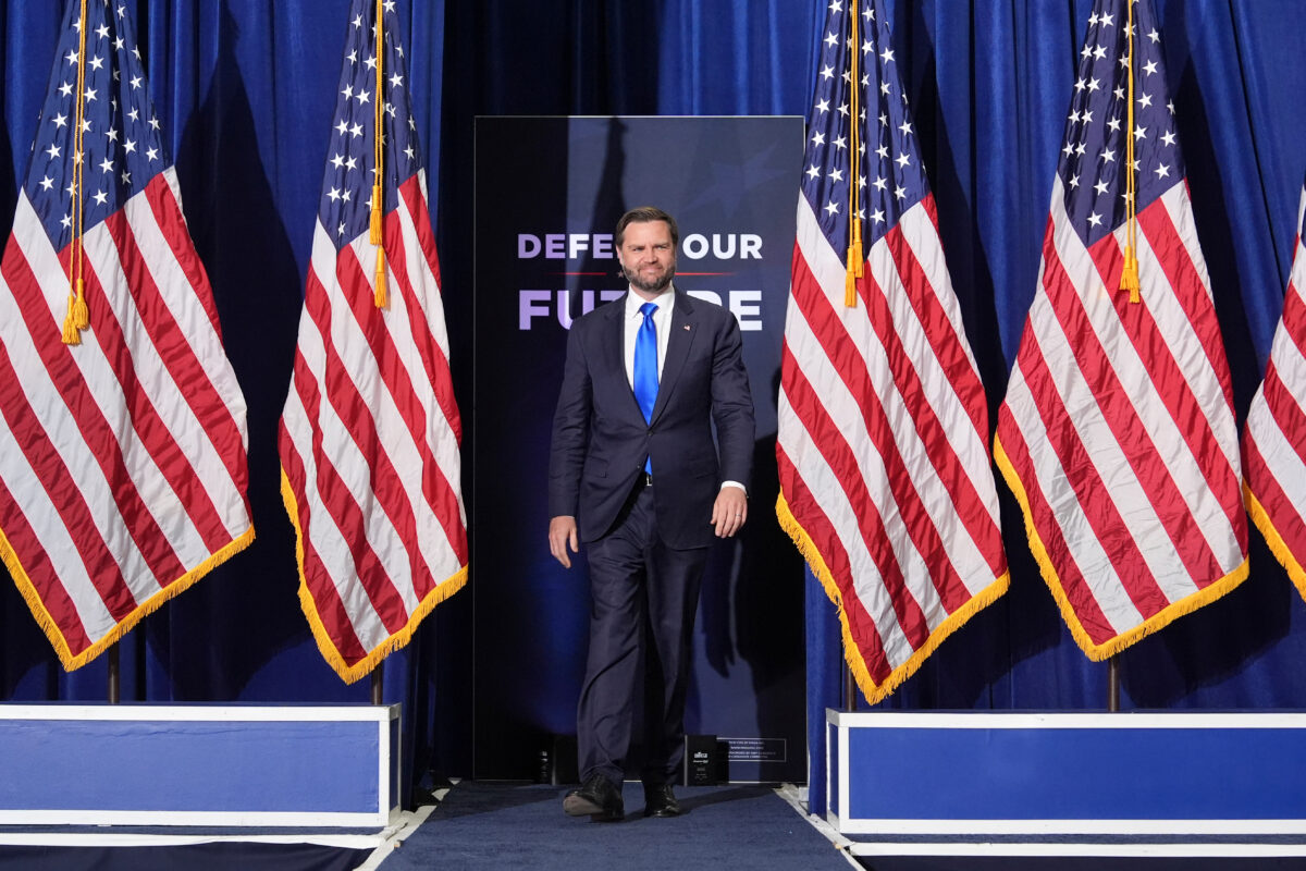 Middle East, Vance: “US foreign policy cannot be subordinate to Israel”