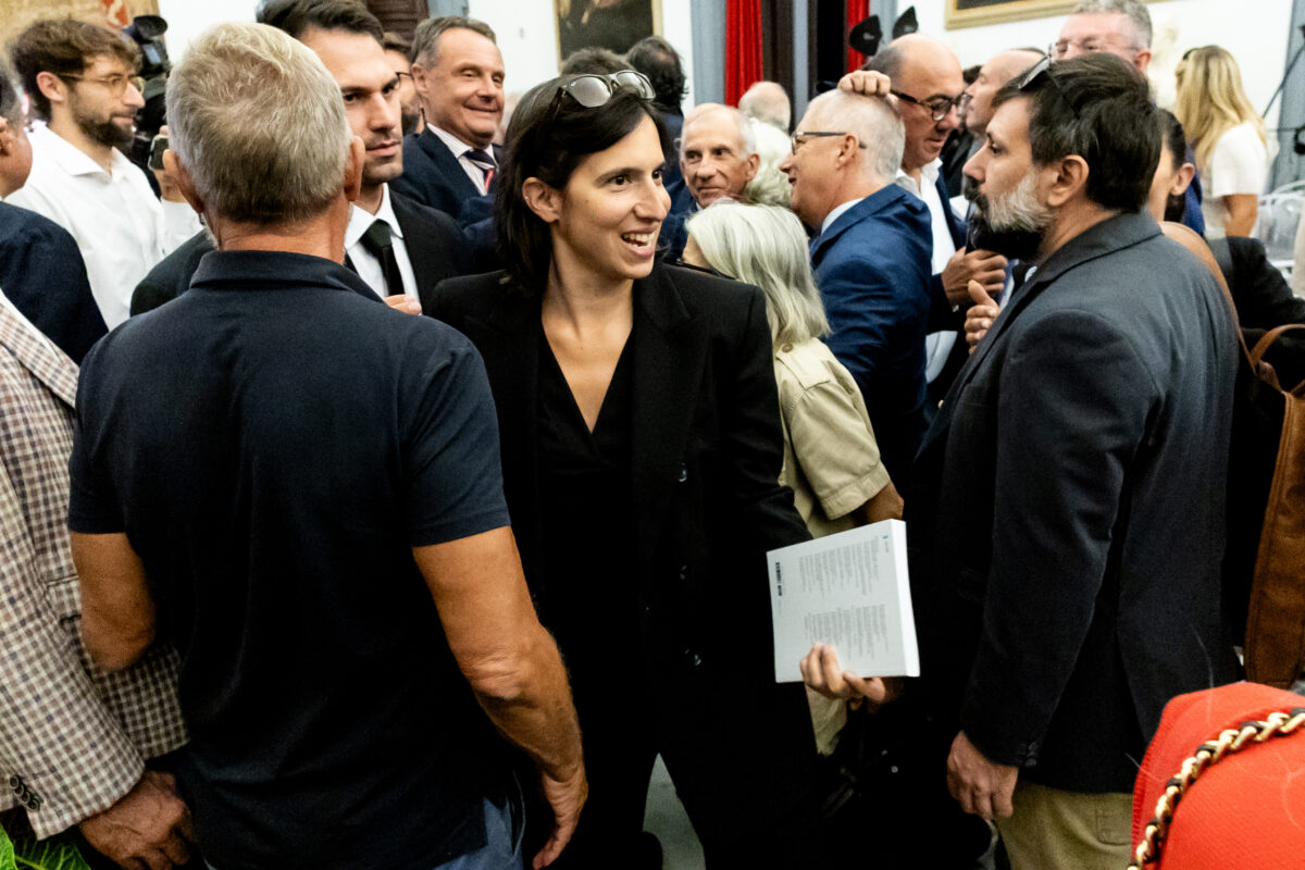 Electoral law, Schlein: “They’re changing the rules because they’re afraid of losing”