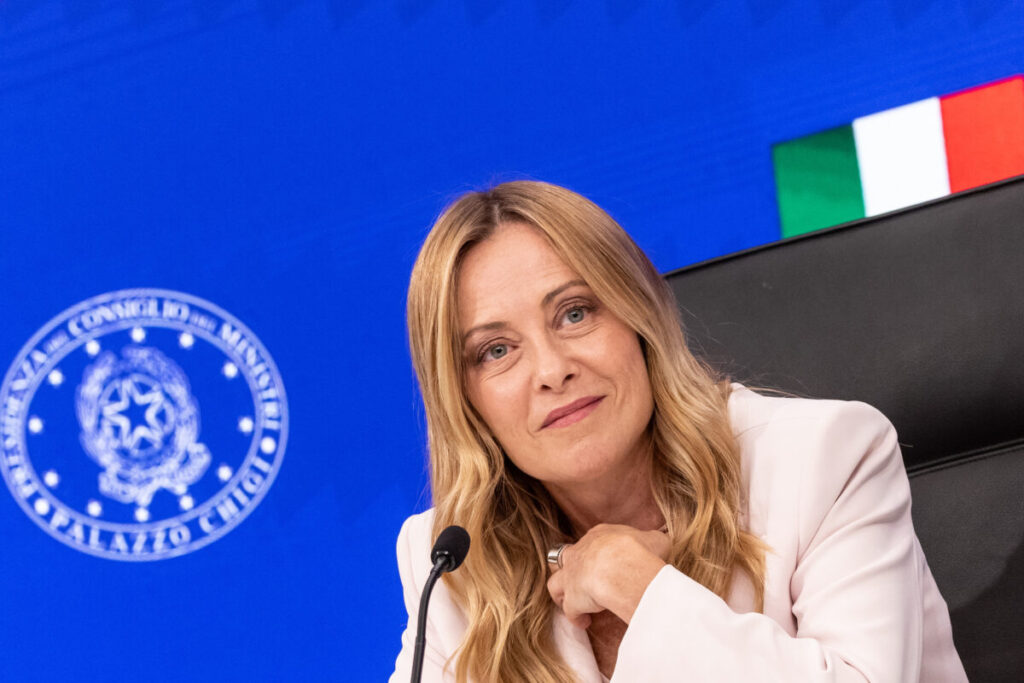 Meloni: “Solidarity in Valditara due to serious threats received.”