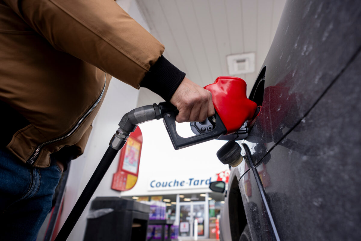 Fuel prices: average self-service price for petrol is 2.149 euros per litre; diesel is 2.294 euros per litre