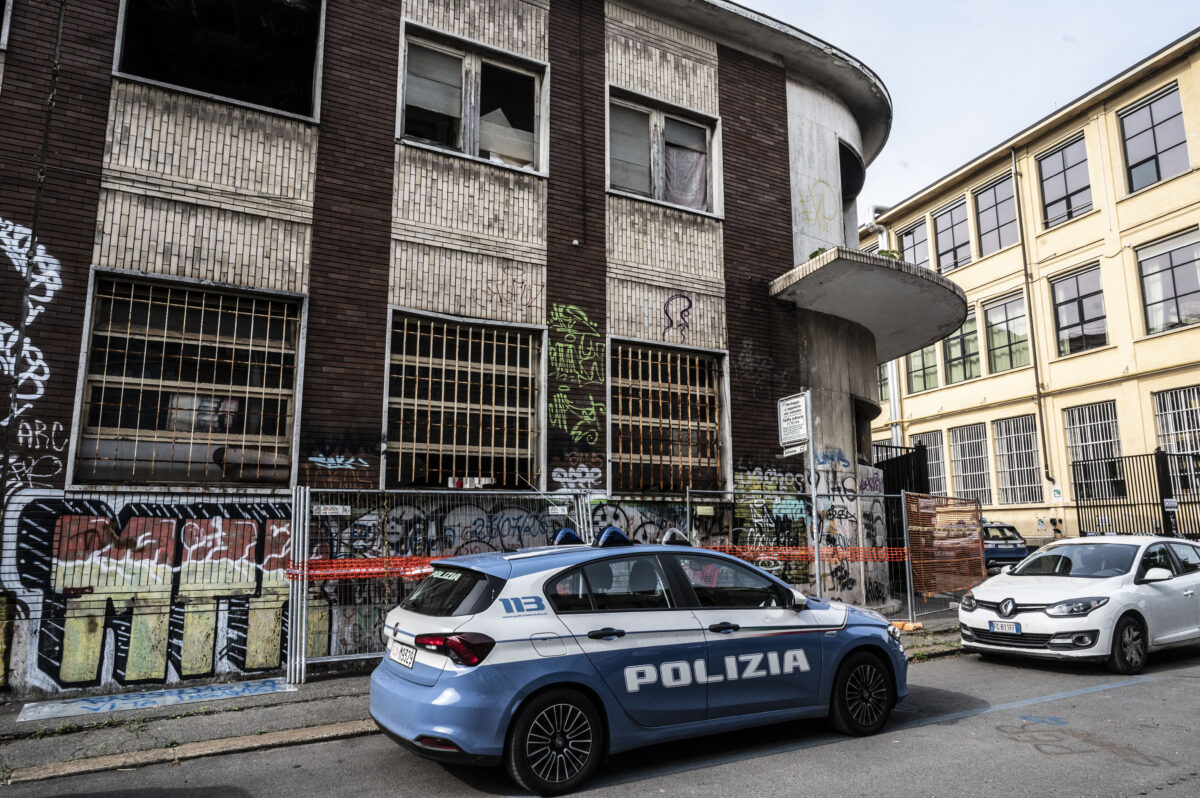 Catania: ‘ghost weapons’ and drugs workshop uncovered; 27-year-old arrested