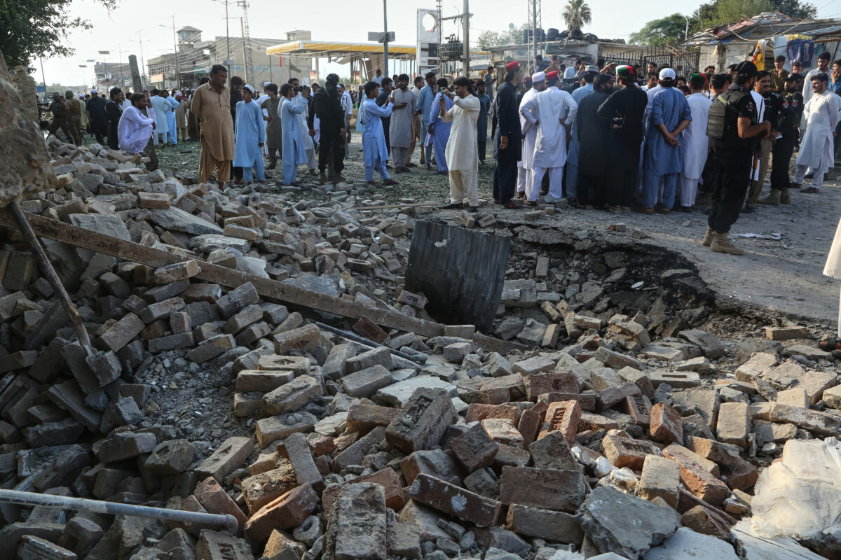 Pakistan: Explosion at mosque; death toll rises to 21, with 80 injured