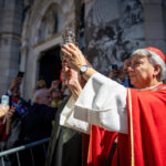Naples: Cardinal Domenico Battaglia displays the ampoule containing the liquefied blood of Saint Januarius