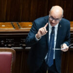 Rome, Valditara: “We’ll reward the student who blocked the 13-year-old.”