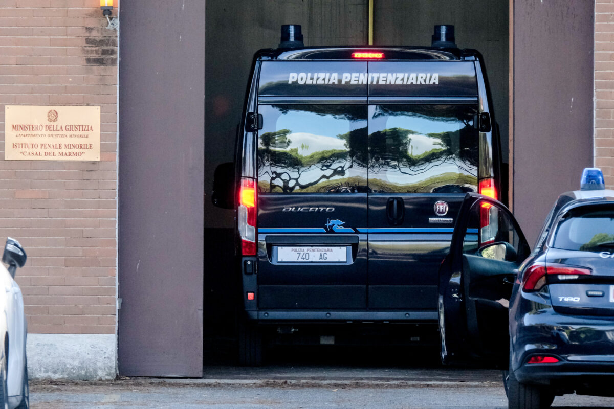Prisons, Man reported for throwing smartphone over Campobasso prison wall Prisons, Man reported for throwing smartphone over Campobasso prison wall