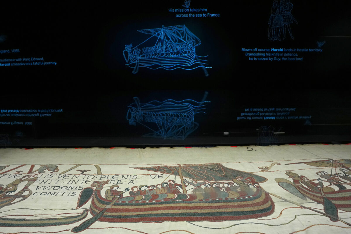 United Kingdom: The British Museum bans visitors from photographing the Bayeux Tapestry United Kingdom: The British Museum bans visitors from photographing the Bayeux Tapestry