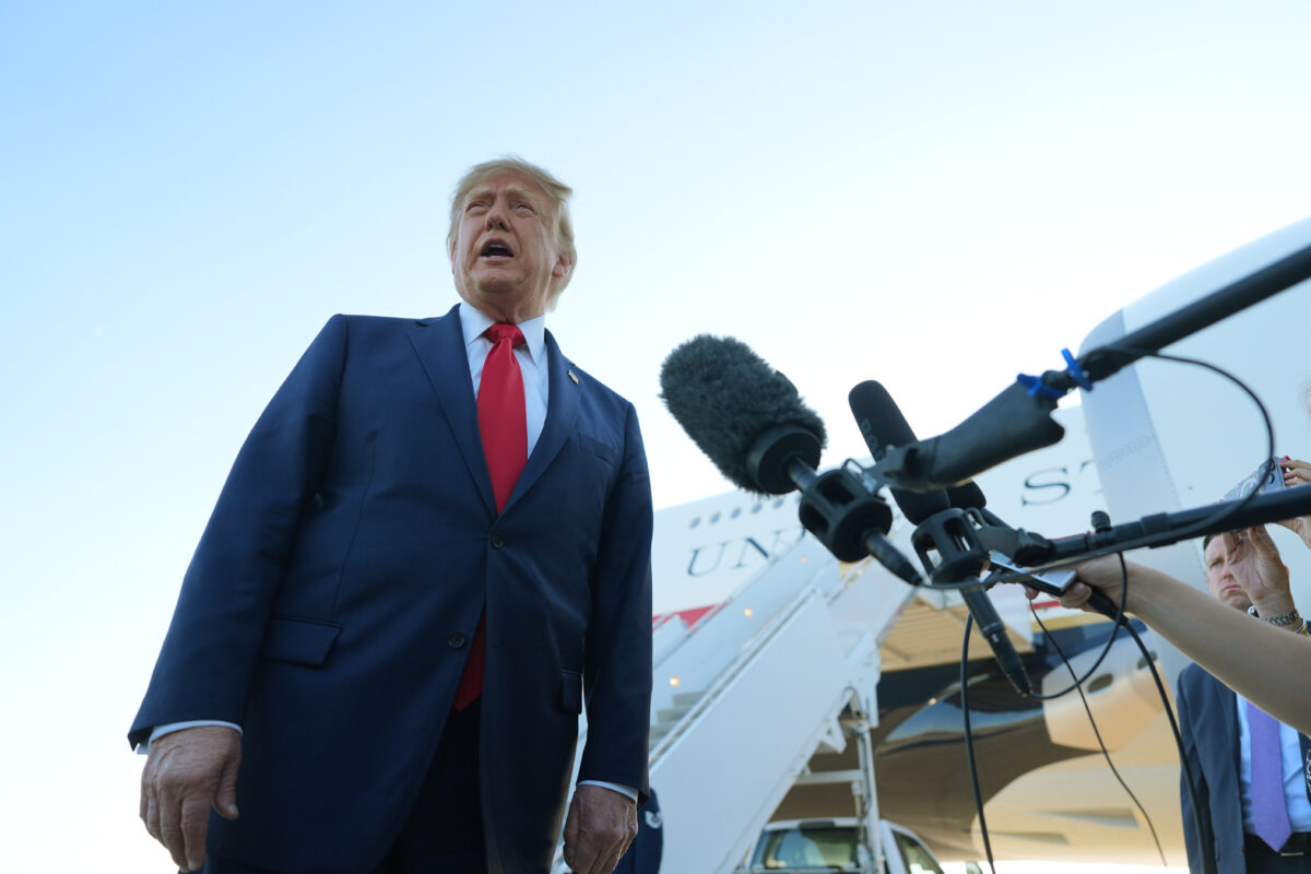 US: Trump says no attack on press freedom, but on fake news, which is a cancer US: Trump says no attack on press freedom, but on fake news, which is a cancer