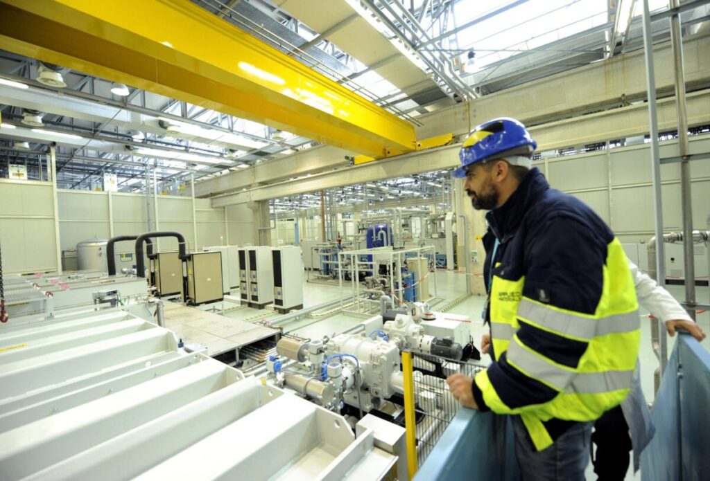 GDP, Confindustria: “2026 surprises on the upside but growth slows towards the end of the year”