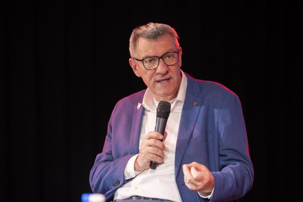 Landini: “The deficit confirms that we need useful investment, not weapons”