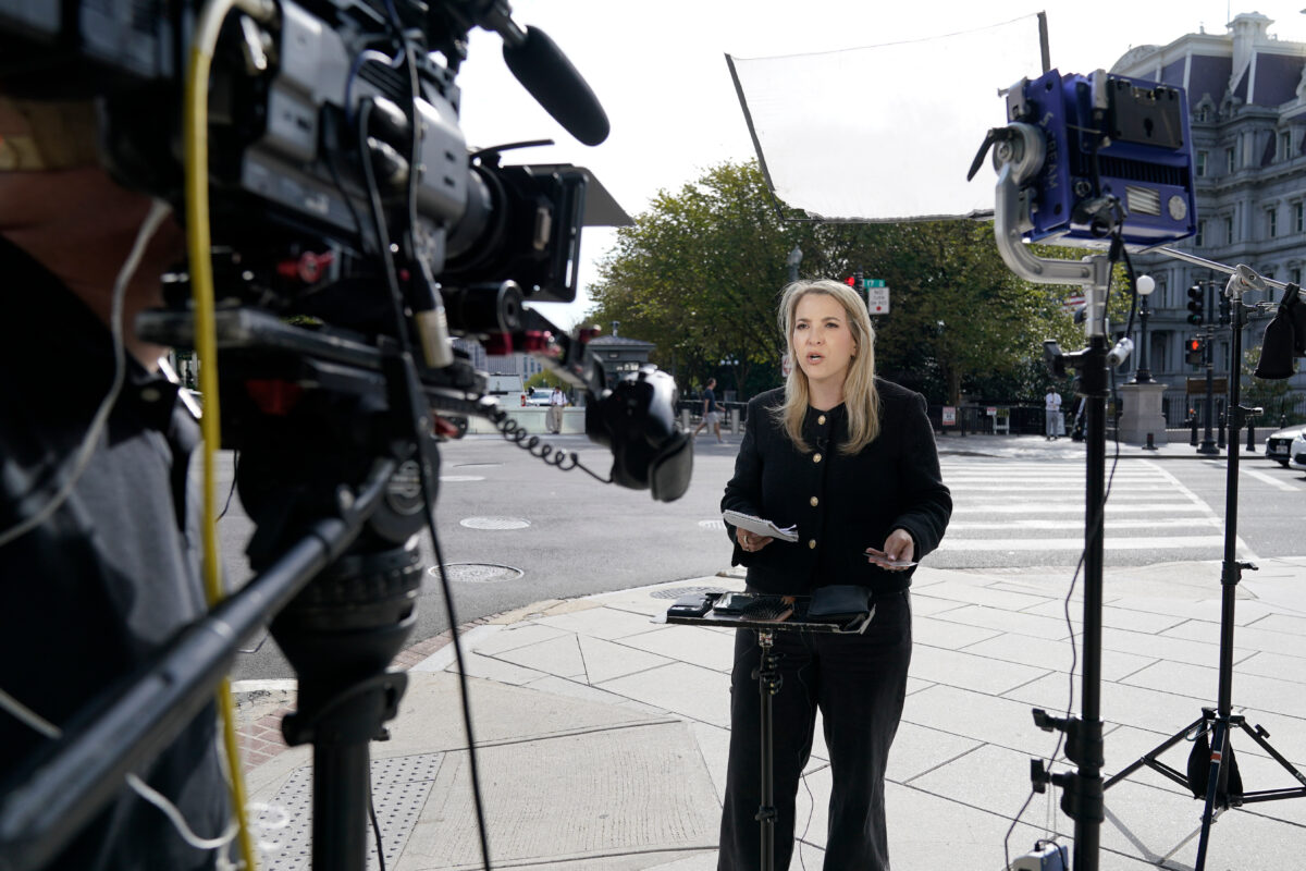 US: CNN granted access to the White House again