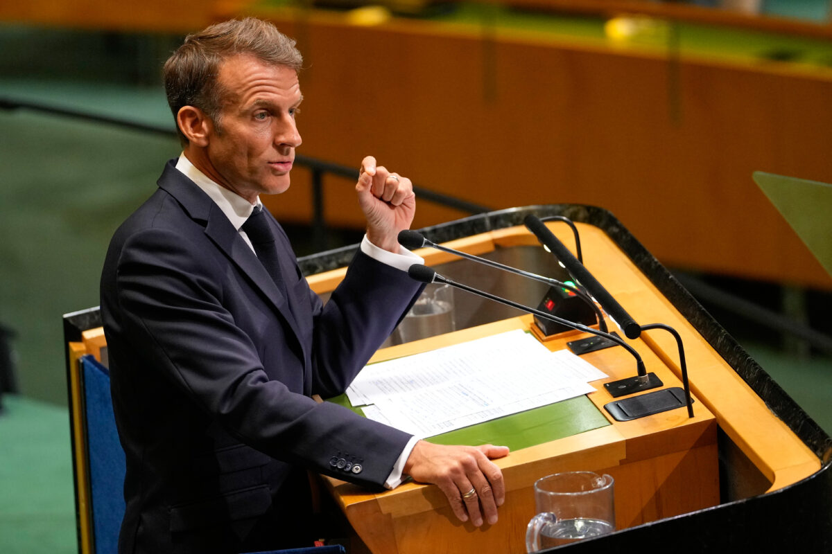 Russia, Macron: “Drone attack? We can deny it, but the situation is worrying”