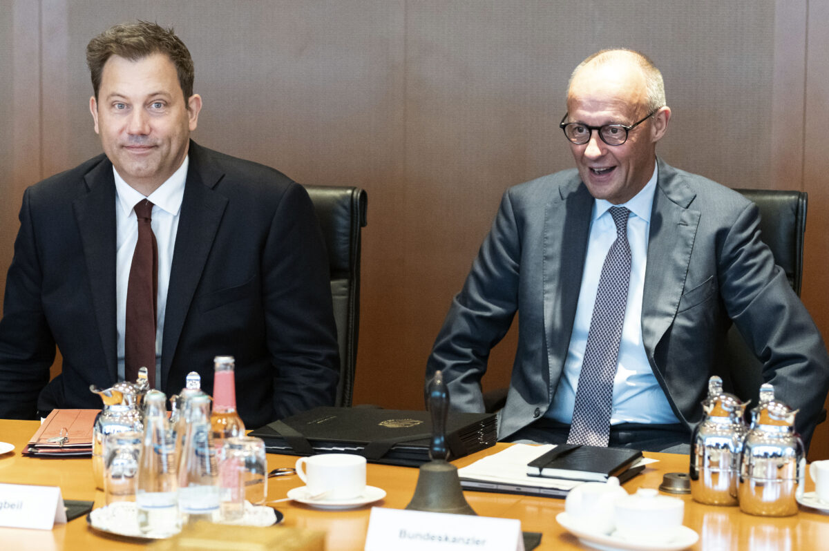 Germany, Klingbeil: “It is time to examine a possible ban on the AfD”