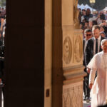 France, Pope: “It’s a joy to cross the threshold of Notre Dame seven years after the fire.”