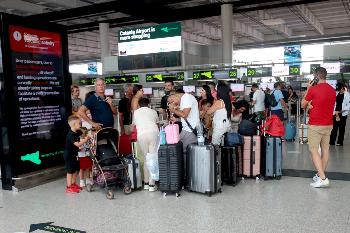 Etna: Inbound flights to Catania Airport suspended until 4 pm Etna: Inbound flights to Catania Airport suspended until 4 pm