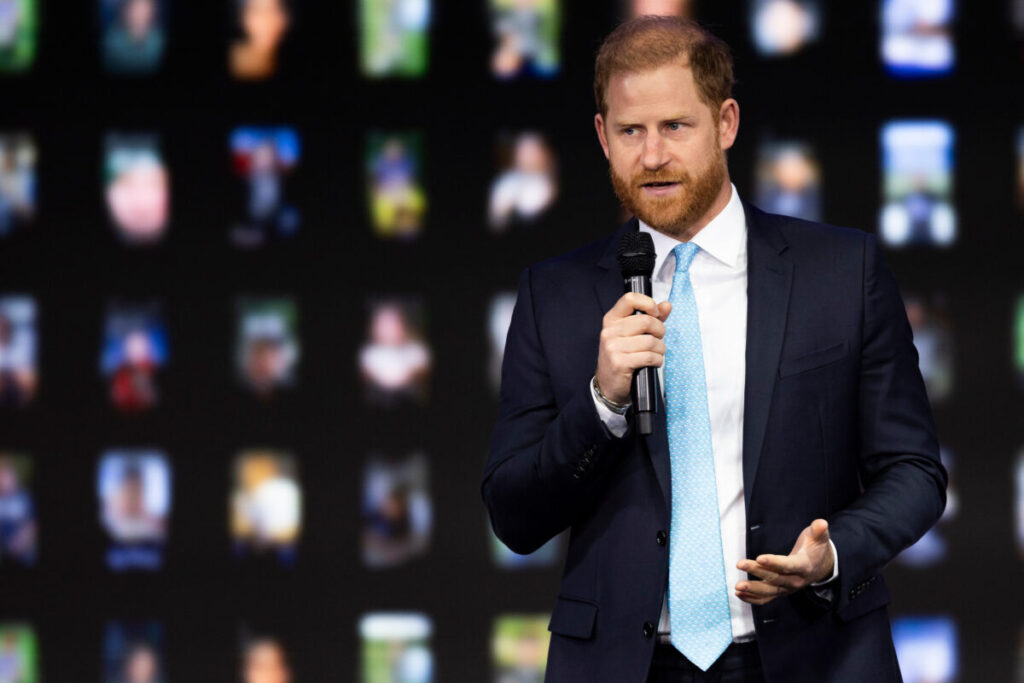 UK, Harry: “It’s fantastic to be back in UK, the kids are happy.”