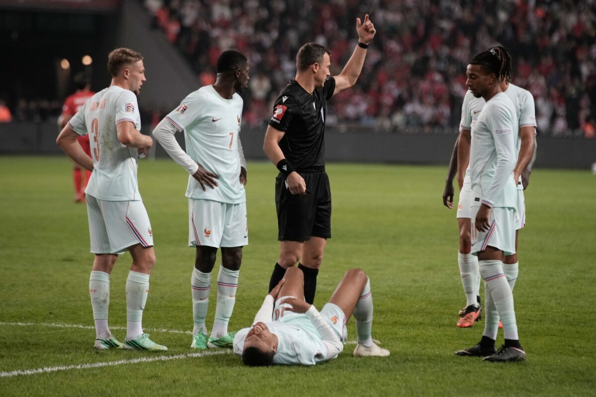 Nations League: Turkey v France 0–1, Mbappé scores but then gets injured