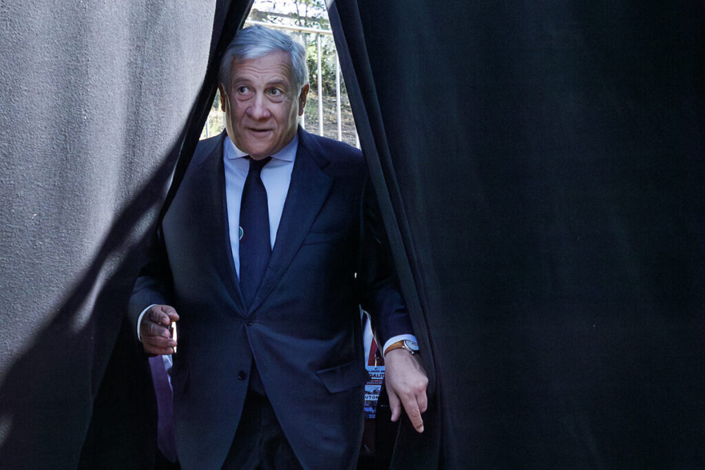 Fuel prices, Tajani: “Eni’s price cap is a good move; I hope others will follow suit”