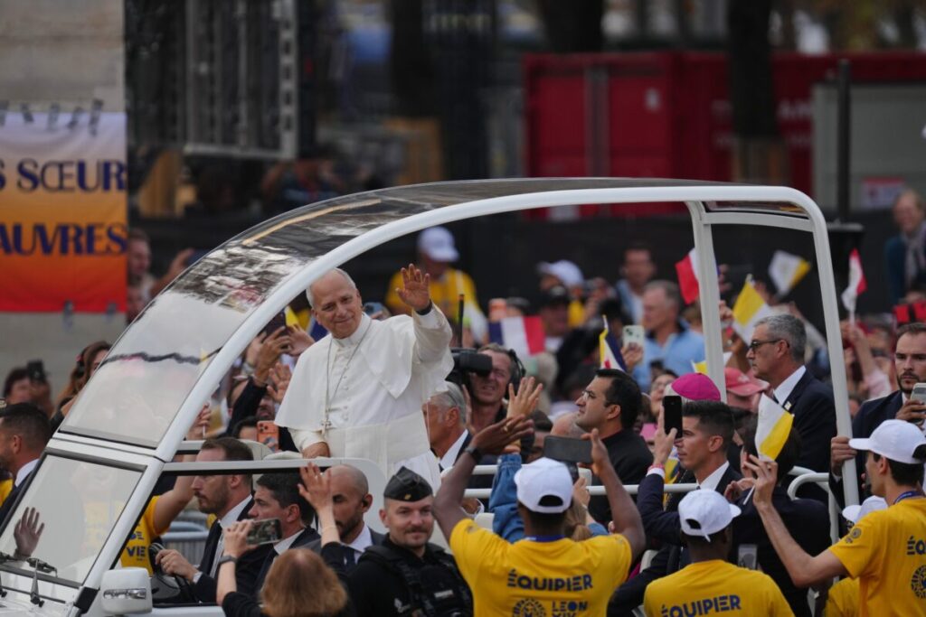 France: 700,000 people attend the Pope’s Mass on Place de la Concorde
