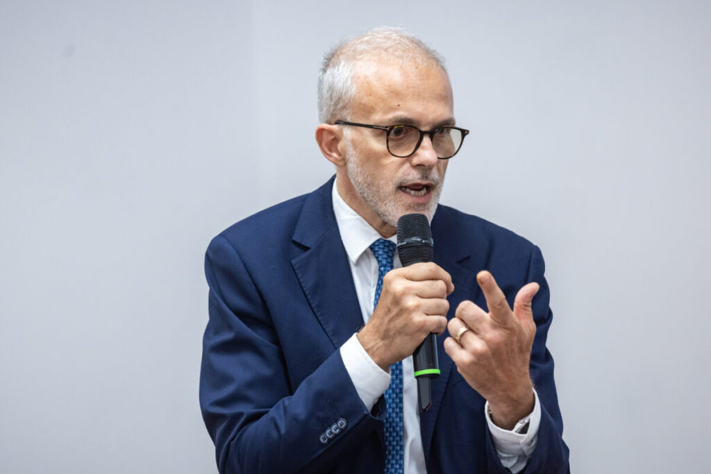 Centre-left, Ruffini: “The centre must be attractive, I am available to take part in primaries”