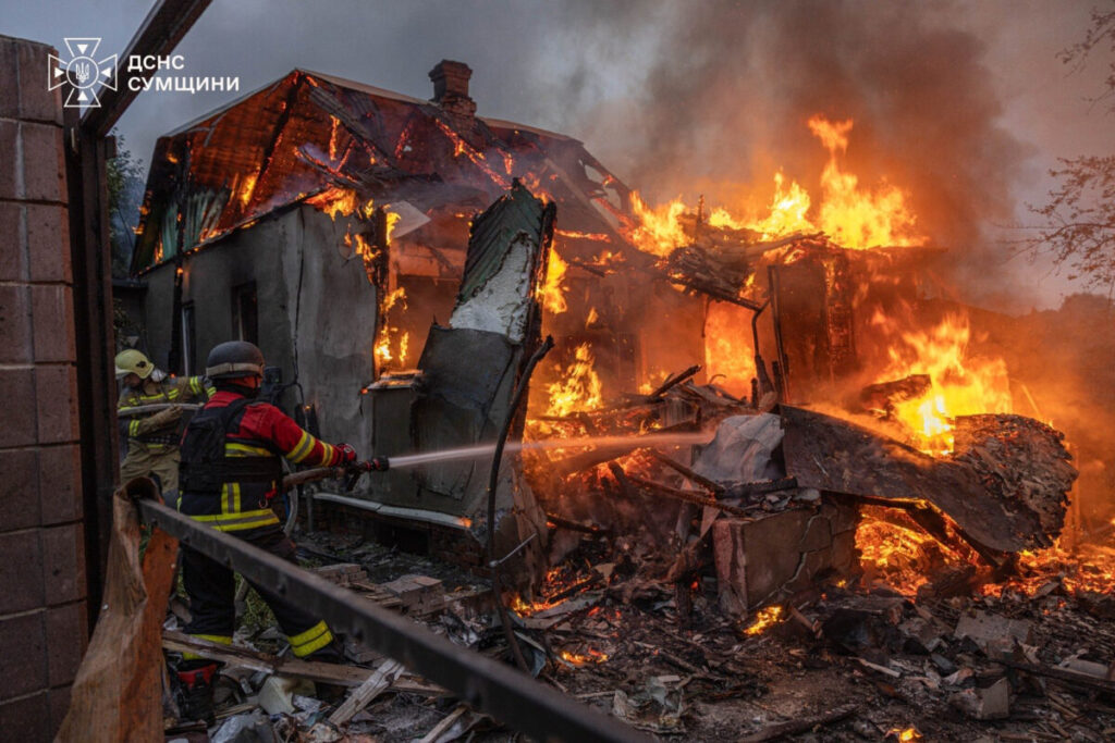 Ukraine: woman and 16-year-old killed in Russian attack on Sumy