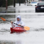 US, storm hits the east coast: flooding and 130,000 without electricity