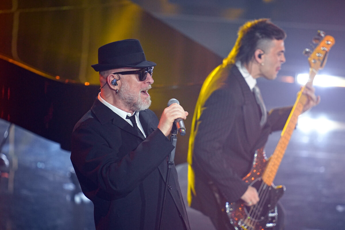 Mario Biondi is set to release a new album of previously unreleased tracks, ‘Two Entities’