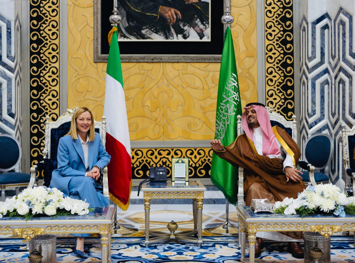 Middle East: Meloni speaks to bin Salman, focus on freedom of navigation in the Strait of Hormuz and Bab el-Mandeb Middle East: Meloni speaks to bin Salman, focus on freedom of navigation in the Strait of Hormuz and Bab el-Mandeb