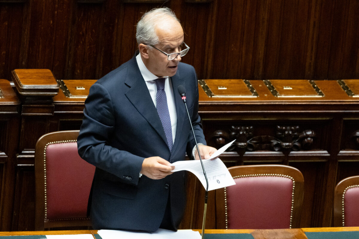 Migrants: Interior Ministry extends 15-day suspension of Schengen rules with Spain