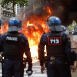 France, more protests at schools: principal doused with petrol in Marseille