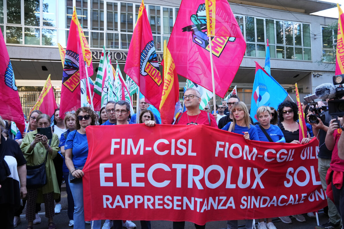 Electrolux: new plan submitted to Mimit provides for the withdrawal of redundancies