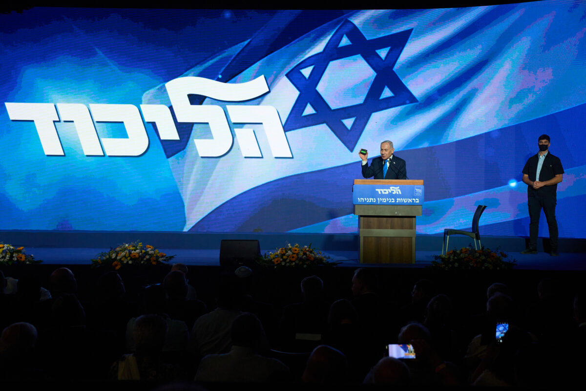 7 October: Likud attacks Channel 12 over false political propaganda about Netanyahu 7 October: Likud attacks Channel 12 over false political propaganda about Netanyahu