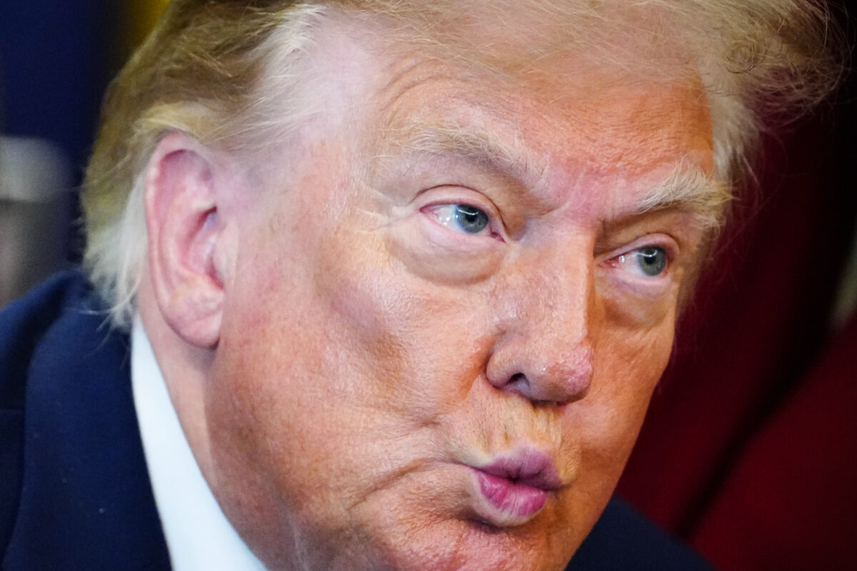 Trump attacks Democratic candidate El-Sayed: “Extremist and sympathiser with terrorism”
