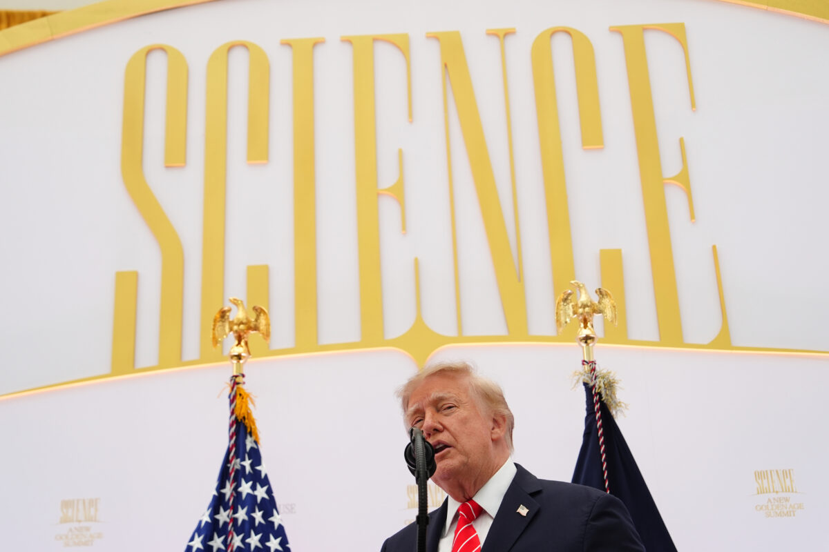 US, Trump rewards tech industry leaders: “They are national treasures.”