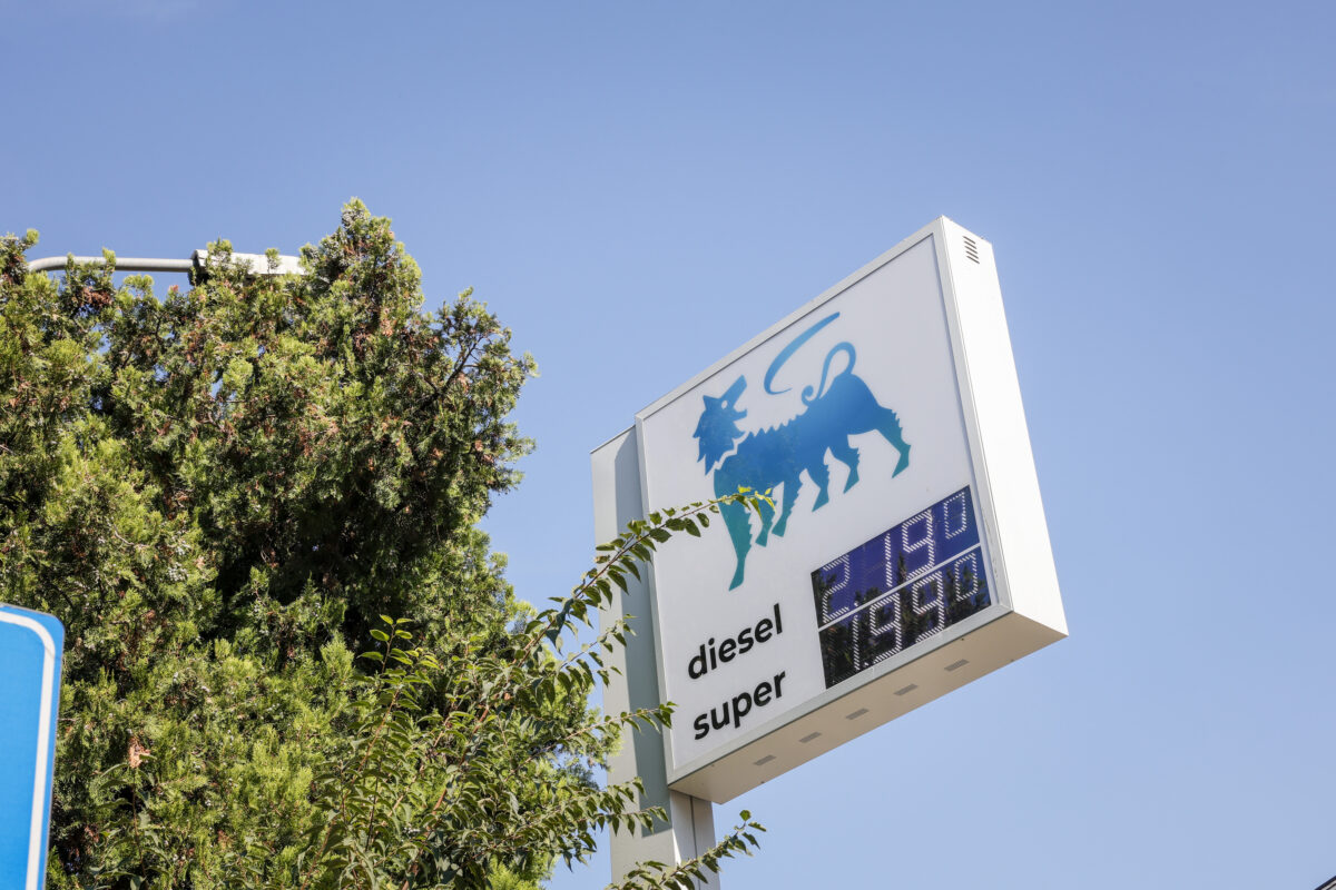 Eni cuts diesel price again, to 2.19 euros per litre Eni cuts diesel price again, to 2.19 euros per litre