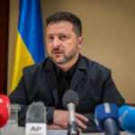 Ukraine, Zelensky: “Extensive damage to power grids following Russian attacks”