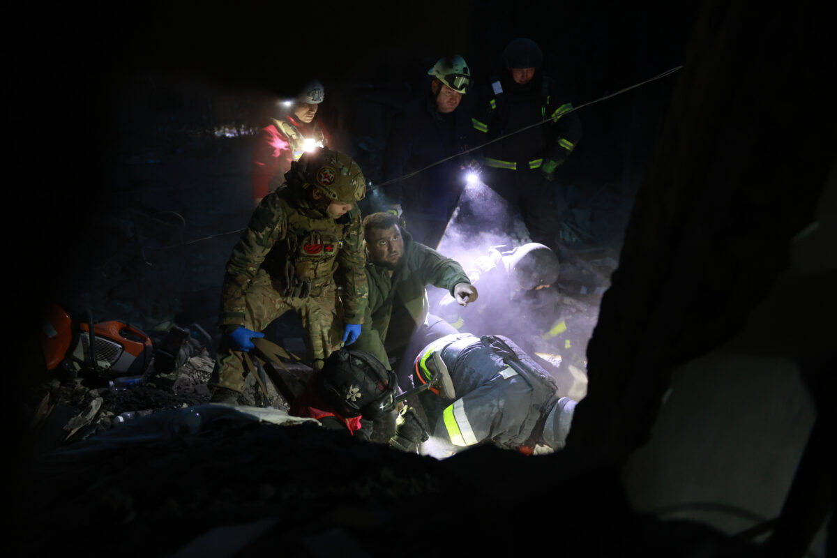 Ukraine, Zelensky: “12 killed in Zaporizhzhia following Russian raid, including 3 children”