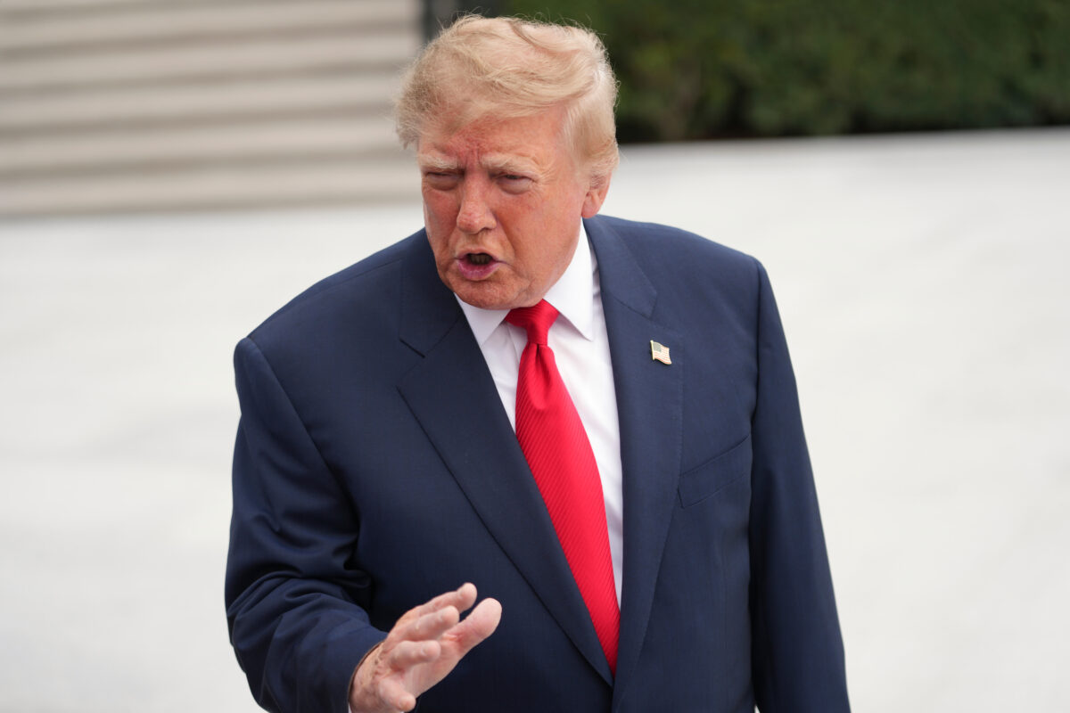 Trump: “We might join Saudi attacks against the Houthis” Trump: “We might join Saudi attacks against the Houthis”