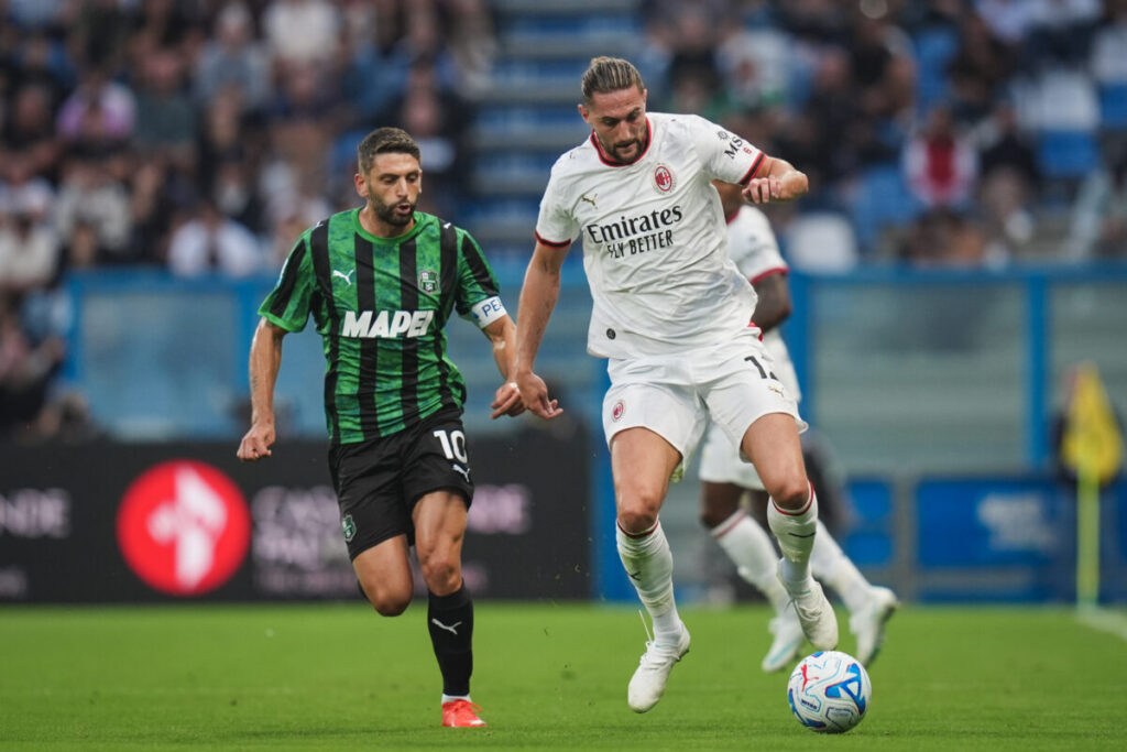 Football: Serie A, Sassuolo v Milan 1–1