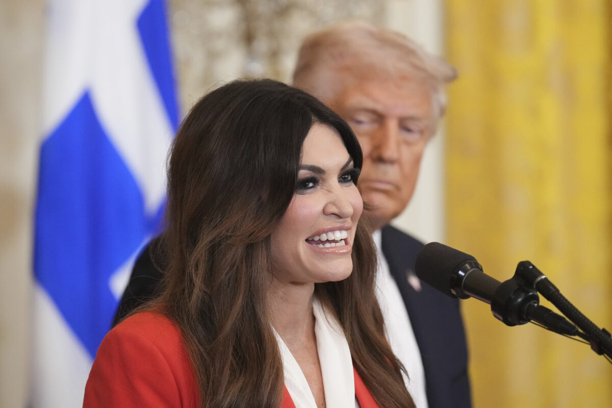 US, Trump: “Guilfoyle was not a member of my family, she was dating my son”