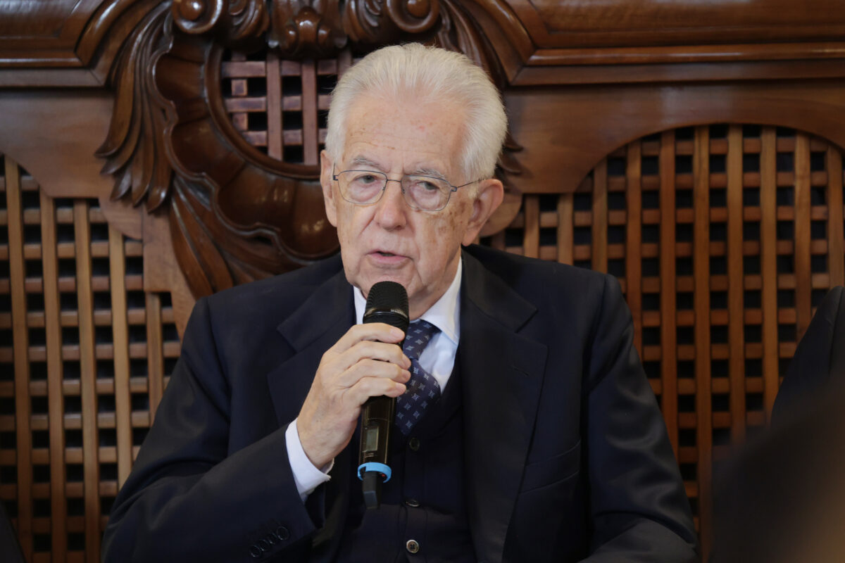 DPFP, Monti: “I will vote against the budget deviation; we are in the midst of a global debt crisis” DPFP, Monti: “I will vote against the budget deviation; we are in the midst of a global debt crisis”