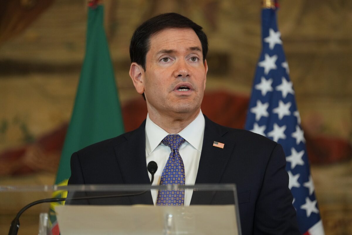 Rubio: “My wife and I are praying for the Pope’s health” Rubio: “My wife and I are praying for the Pope’s health”
