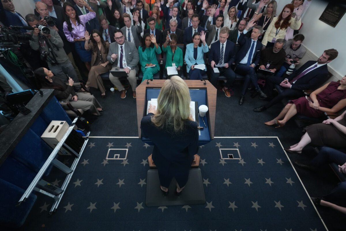 US: Judge extends injunction against Trump’s ban on CNN, MSNBC and Politico at the White House US: Judge extends injunction against Trump’s ban on CNN, MSNBC and Politico at the White House