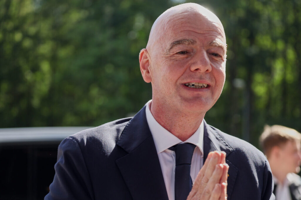FIFA: Infantino apologises, but the opposition attacks: “He is not fit to hold the post”